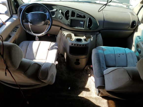 2002 Ford Econoline Cargo with VIN 1FDRE14W62HB15506, listed as a Copart auction lot 74686494 with 253,296 mi miles and Salvage Title. Bid and sale history available at DreamBid. Image 8.