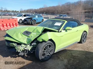 2020 Ford Mustang EcoBoost z VIN 1FATP8UHXL5186022, wystawiony jako IAAI lot #41395446 z przebiegiem 117 634 mil mil oraz . Historia ofert i sprzedaży dostępna na DreamBid. Obrazek 17.