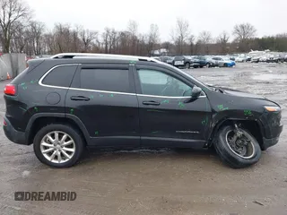 2017 Jeep Cherokee Limited с VIN 1C4PJMDS4HW637996, выставлен на аукционе IAAI как лот 41578137 с пробегом 61 846 миль миль и . История ставок и продаж доступна на DreamBid. Изображение 13.