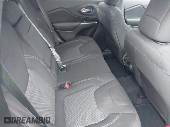 2019 Jeep Cherokee Latitude with VIN 1C4PJLCBXKD357403, listed as a IAAI auction lot 41606497 with 104,102 mi miles and . Bid and sale history available at carsss.com. Image 8.