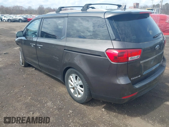 2016 Kia Sedona LX with VIN KNDMB5C11G6158934, listed as a IAAI auction lot 41908323 with 105,888 mi miles and . Bid and sale history available at carsss.com. Image 3.