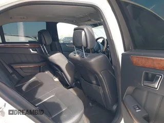 2012 Mercedes-Benz E-Class E 350 Luxury with VIN WDDHF8JBXCA595315, listed as a IAAI auction lot 41871462 with 122,677 mi miles. Bid and sale history available at carsss.com. Image 8.