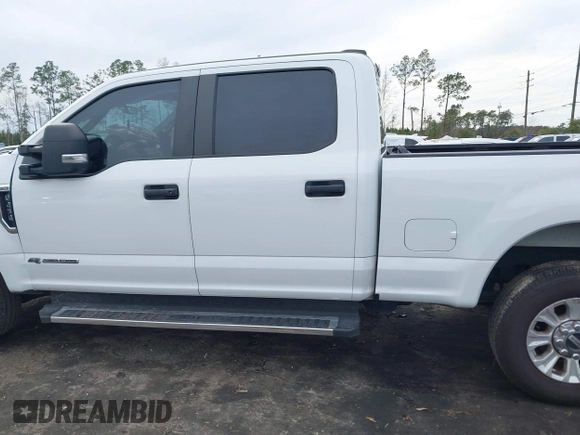 2022 Ford F-250 XL z VIN 1FT7W2BTXNEF76074, wystawiony jako IAAI lot #41339363 z przebiegiem 70 594 mil mil oraz . Historia ofert i sprzedaży dostępna na DreamBid. Obrazek 14.