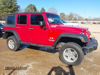 2008 Jeep Wrangler Unlimited X with VIN 1J4GA39158L545379, listed as a IAAI auction lot 41374122 with 208,206 mi miles. Bid and sale history available at carsss.com. Image 1.