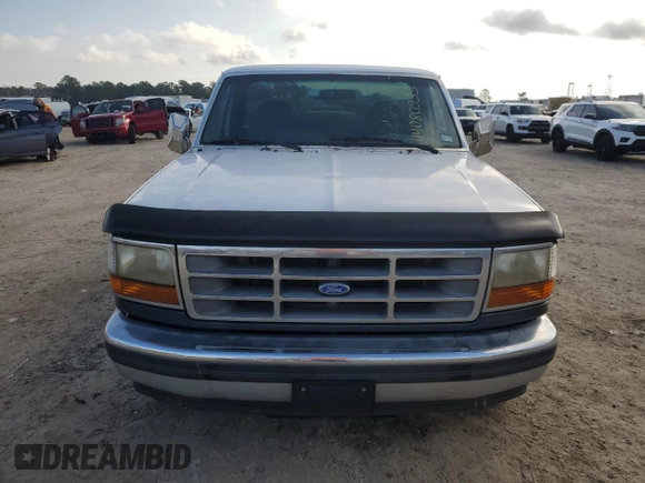 1995 Ford F-150 with VIN 1FTEF15H8SLA73997, listed as a Copart auction lot 44080955 with 189,389 mi miles and Clean Title. Bid and sale history available at carsss.com. Image 5.
