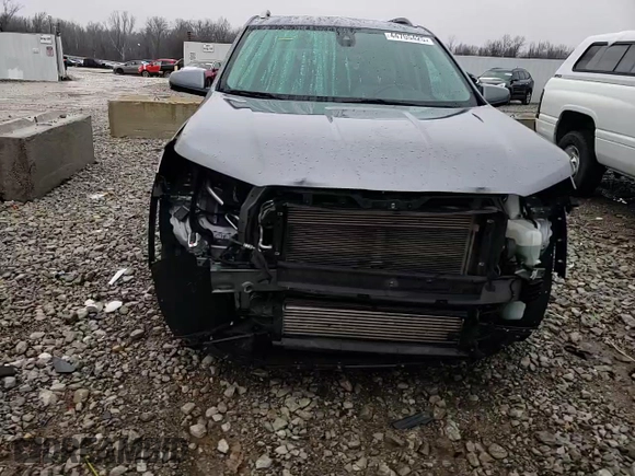 2020 GMC Terrain SLT with VIN 3GKALVEV9LL176943, listed as a Copart auction lot 44705425 with 105,805 mi miles and Non Repairable. Bid and sale history available at carsss.com. Image 15.