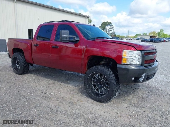 2007 Chevrolet Silverado 1500 LT w/2LT with VIN 2GCEK13M671515636, listed as a IAAI auction lot 42008817 with 223,526 mi miles. Bid and sale history available at carsss.com. Image 1.