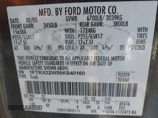 2006 Ford F-150 STX z VIN 1FTRX02W56KB40160, wystawiony jako IAAI lot #41992886 z przebiegiem 107 910 mil mil oraz . Historia ofert i sprzedaży dostępna na DreamBid. Obrazek 9.