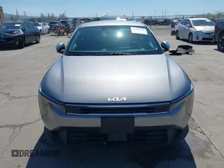 2025 Kia K4 LXS with VIN 3KPFT4DE0SE031208, listed as a IAAI auction lot 41989513 with 1,619 mi miles. Bid and sale history available at carsss.com. Image 12.