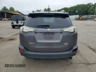 2013 Toyota RAV4 XLE z VIN 2T3RFREV2DW014868, wystawiony jako Copart lot #62526435 z przebiegiem 245 920 mil mil oraz Szkoda całkowita • Salvage title. Historia ofert i sprzedaży dostępna na DreamBid. Obrazek 6.