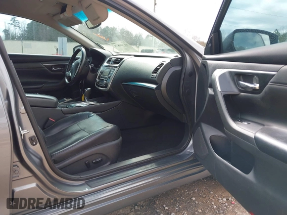 2018 Nissan Altima S with VIN 1N4AL3APXJC122072, listed as a IAAI auction lot 41749875 with 184,127 mi miles and . Bid and sale history available at DreamBid. Image 5.