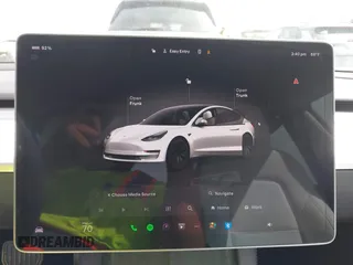 2023 Tesla Model 3 z VIN 5YJ3E1EA5PF700307, wystawiony jako IAAI lot #42034319 z przebiegiem 32 945 mil mil oraz . Historia ofert i sprzedaży dostępna na DreamBid. Obrazek 19.