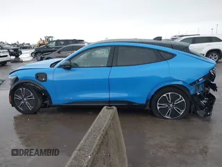 2023 Ford Mustang Mach-E Premium с VIN 3FMTK3R46PMA89994, выставлен на аукционе IAAI как лот 42195947 с пробегом Не указан миль и . История ставок и продаж доступна на DreamBid. Изображение 14.