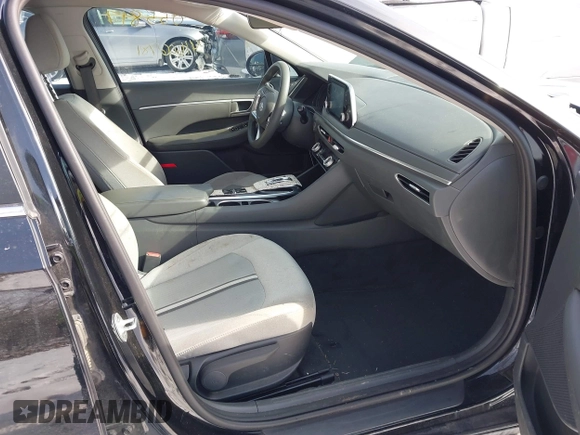 2020 Hyundai Sonata SEL z VIN 5NPEL4JAXLH055817, wystawiony jako IAAI lot #41606781 z przebiegiem 88 000 mil mil oraz . Historia ofert i sprzedaży dostępna na DreamBid. Obrazek 5.