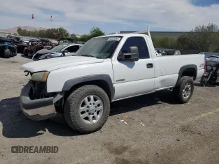2003 Chevrolet Silverado 2500 Work Truck z VIN 1GCGC24U83Z103617, wystawiony jako Copart lot #54425355 z przebiegiem 222 388 mil mil oraz Szkoda całkowita • Salvage title. Historia ofert i sprzedaży dostępna na DreamBid. Obrazek 1.