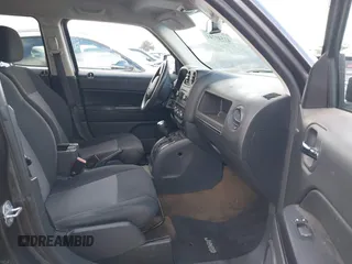 2016 Jeep Patriot Sport SE with VIN 1C4NJPBA1GD722176, listed as a IAAI auction lot 41549744 with 108,550 mi miles and . Bid and sale history available at carsss.com. Image 5.