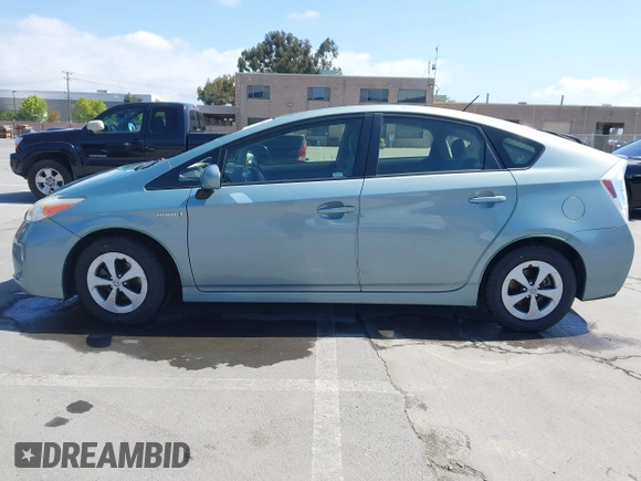 2015 Toyota Prius Four with VIN JTDKN3DU2F1933037, listed as a IAAI auction lot 42140908 with 85,032 mi miles. Bid and sale history available at carsss.com. Image 15.