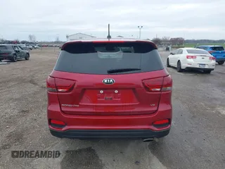 2020 Kia Sorento LX V6 with VIN 5XYPG4A52LG669865, listed as a IAAI auction lot 41897963 with 83,483 mi miles. Bid and sale history available at carsss.com. Image 17.