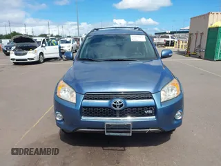 2010 Toyota RAV4 Limited с VIN JTMYK4DVXA5027222, выставлен на аукционе IAAI как лот 42057063 с пробегом 135 259 миль миль и . История ставок и продаж доступна на DreamBid. Изображение 12.