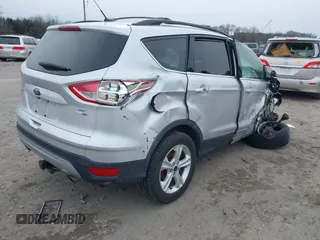 2016 Ford Escape SE с VIN 1FMCU9G98GUB42623, выставлен на аукционе IAAI как лот 41614427 с пробегом Не указан миль и . История ставок и продаж доступна на DreamBid. Изображение 4.