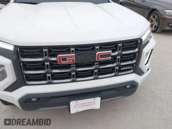 2023 GMC Canyon 4WD AT4 with VIN 1GTP6DEK0P1221777, listed as a IAAI auction lot 41564754 with 21,974 mi miles. Bid and sale history available at carsss.com. Image 17.