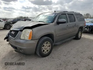 2007 GMC Yukon XL SLT with VIN 1GKFC16077J405098, listed as a Copart auction lot 44161435 with 209,519 mi miles and Salvage Title. Bid and sale history available at carsss.com. Image 1.