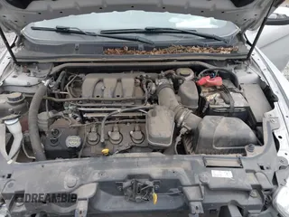 2015 Ford Taurus Limited with VIN 1FAHP2F81FG130088, listed as a IAAI auction lot 41738245 with 87,964 mi miles. Bid and sale history available at carsss.com. Image 10.