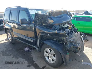 2012 Jeep Liberty Sport z VIN 1C4PJLAKXCW117681, wystawiony jako IAAI lot #41209535 z przebiegiem 96 264 mil mil oraz . Historia ofert i sprzedaży dostępna na DreamBid. Obrazek 1.