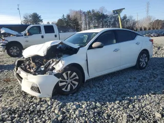 2019 Nissan Altima 2.5 S with VIN 1N4BL4BW8KC258850, listed as a Copart auction lot 46650425 with 151,014 mi miles and Salvage Title. Bid and sale history available at carsss.com. Image 1.