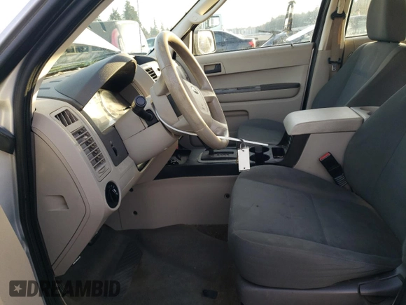 2009 Ford Escape XLS with VIN 1FMCU92709KD07634, listed as a Copart auction lot 42264585 with 155,108 mi miles and Clean title. Bid and sale history available at DreamBid. Image 7.