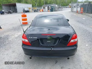 2007 Mercedes-Benz SLK 280 z VIN WDBWK54F87F139699, wystawiony jako IAAI lot #42199082 z przebiegiem 155 689 mil mil oraz . Historia ofert i sprzedaży dostępna na DreamBid. Obrazek 16.