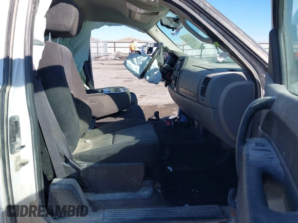 2010 Chevrolet Silverado 1500 LS with VIN 1GCSKREA2AZ131694, listed as a IAAI auction lot 41690369 with Not Provided miles and . Bid and sale history available at DreamBid. Image 5.