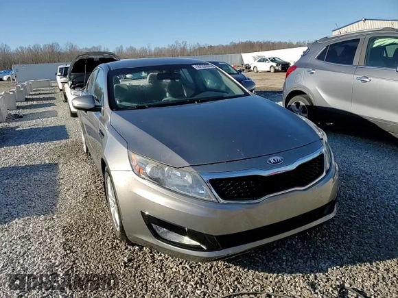 2013 Kia Optima LX z VIN 5XXGM4A76DG244326, wystawiony jako Copart lot #48129005 z przebiegiem 102 501 mil mil oraz Nie do naprawy • Non repairable. Historia ofert i sprzedaży dostępna na DreamBid. Obrazek 13.