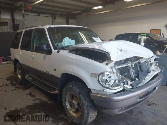1997 Mercury Mountaineer with VIN 4M2DU55P6VUJ41951, listed as a IAAI auction lot 42260936 with 151,667 mi miles and . Bid and sale history available at DreamBid. Image 1.