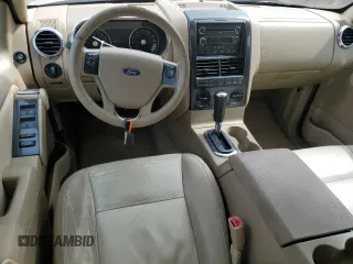 2008 Ford Explorer XLT z VIN 1FMEU73EX8UA16314, wystawiony jako Copart lot #61032695 z przebiegiem 146 443 mil mil oraz Szkoda całkowita • Salvage title. Historia ofert i sprzedaży dostępna na DreamBid. Obrazek 8.