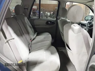 2005 Chevrolet TrailBlazer LT with VIN 1GNDT13S452336684, listed as a IAAI auction lot 42201460 with 139,327 mi miles and . Bid and sale history available at DreamBid. Image 8.