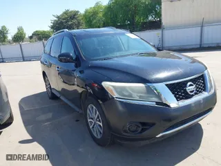 2013 Nissan Pathfinder SL with VIN 5N1AR2MMXDC623046, listed as a IAAI auction lot 42009070 with 145,748 mi miles. Bid and sale history available at carsss.com. Image 1.