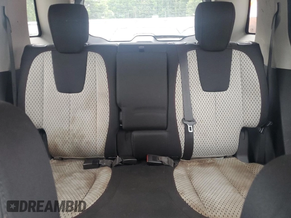 2014 GMC Terrain SLE z VIN 2GKALMEK1E6215225, wystawiony jako Copart lot #60660875 z przebiegiem 127 831 mil mil oraz Szkoda całkowita • Salvage title. Historia ofert i sprzedaży dostępna na DreamBid. Obrazek 10.