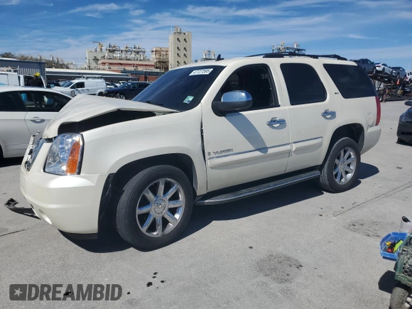 2008 GMC Yukon SLT w/4SB with VIN 1GKFC13J08R263645, listed as a Copart auction lot 47727595 with 0 mi miles and Salvage Title. Bid and sale history available at carsss.com. Image 1.