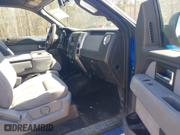 2014 Ford F-150 XL with VIN 1FTFX1EF2EFC25761, listed as a IAAI auction lot 41610999 with 265,989 mi miles. Bid and sale history available at carsss.com. Image 5.