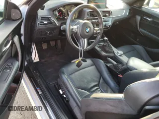 2020 BMW M2 Competition z VIN WBS2U7C01L7D99705, wystawiony jako Copart lot #83850434 z przebiegiem 101 313 mil mil oraz Szkoda całkowita • Salvage title. Historia ofert i sprzedaży dostępna na DreamBid. Obrazek 8.