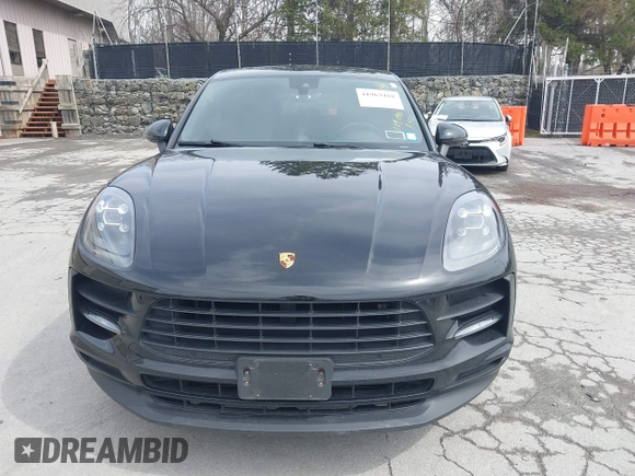 2021 Porsche Macan z VIN WP1AA2A57MLB05225, wystawiony jako IAAI lot #41963418 z przebiegiem 109 096 mil mil oraz . Historia ofert i sprzedaży dostępna na DreamBid. Obrazek 12.