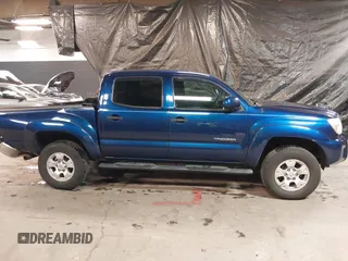 2014 Toyota Tacoma with VIN 3TMLU4EN4EM156933, listed as a IAAI auction lot 41197904 with 128,183 mi miles. Bid and sale history available at carsss.com. Image 13.