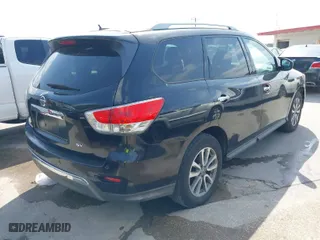 2016 Nissan Pathfinder SL with VIN 5N1AR2MN0GC631184, listed as a IAAI auction lot 42062247 with 129,722 mi miles. Bid and sale history available at carsss.com. Image 4.