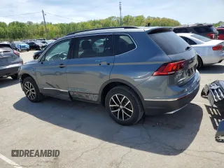 2021 Volkswagen Tiguan SE z VIN 3VV3B7AX7MM118689, wystawiony jako Copart lot #53640205 z przebiegiem 68 737 mil mil oraz Szkody całkowita. Historia ofert i sprzedaży dostępna na DreamBid. Obrazek 2.