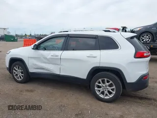 2017 Jeep Cherokee Latitude с VIN 1C4PJMCB7HW613130, выставлен на аукционе IAAI как лот 42147951 с пробегом 123 163 миль миль и . История ставок и продаж доступна на DreamBid. Изображение 14.