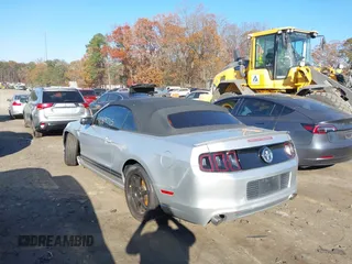 2013 Ford Mustang V6 with VIN 1ZVBP8EM0D5204477, listed as a IAAI auction lot 41009715 with 190,564 mi miles and . Bid and sale history available at DreamBid. Image 3.
