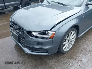 2015 Audi A4 Premium Plus z VIN WAUFFAFL5FN018440, wystawiony jako IAAI lot #42230870 z przebiegiem 135 275 mil mil oraz . Historia ofert i sprzedaży dostępna na DreamBid. Obrazek 6.