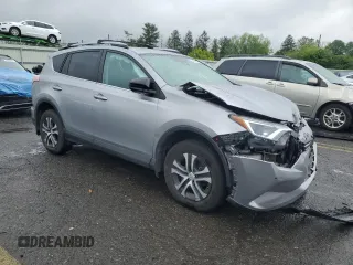 2017 Toyota RAV4 LE z VIN 2T3BFREV9HW570439, wystawiony jako Copart lot #56710325 z przebiegiem 87 766 mil mil oraz Szkoda całkowita • Salvage title. Historia ofert i sprzedaży dostępna na DreamBid. Obrazek 4.