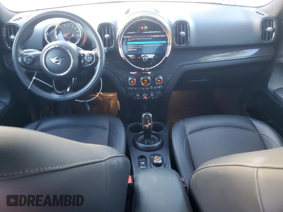2021 MINI Countryman Oxford Edition with VIN WMZ23BR04M3M78201, listed as a Copart auction lot 87664925 with 42,151 mi miles and Salvage Title. Bid and sale history available at carsss.com. Image 8.